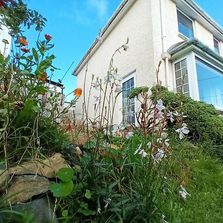 Sunrise! ~ 2 Bedrooms, Garden, Parking, Sea Views St Ives Exteriér fotografie