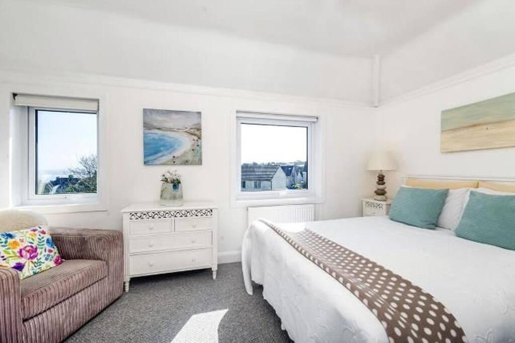 Sunrise! ~ 2 Bedrooms, Garden, Parking, Sea Views St Ives Exteriér fotografie